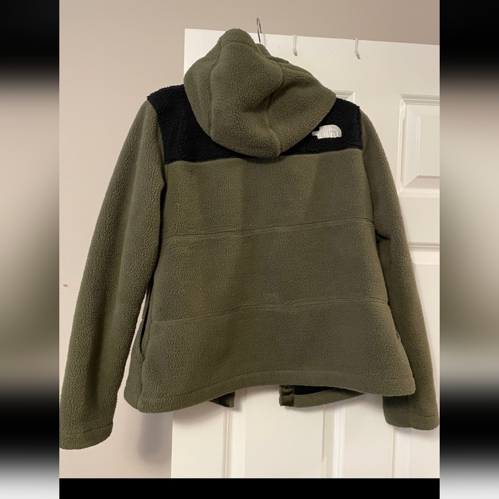 - Women's The North Face Gemma Fleece Olive Green